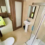 Mela 1 Apartment *